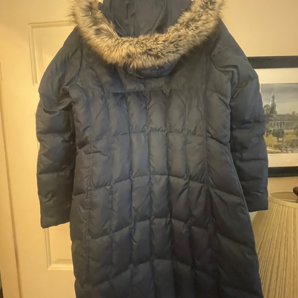 Eddie Bauer Parka Coat with Hood - Picture 6 of 7